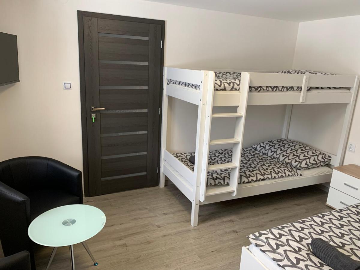 Apartman U Drahotu Pernink Eksteriør billede
