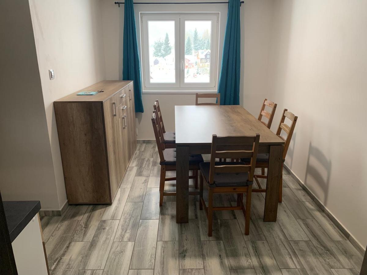 Apartman U Drahotu Pernink Eksteriør billede